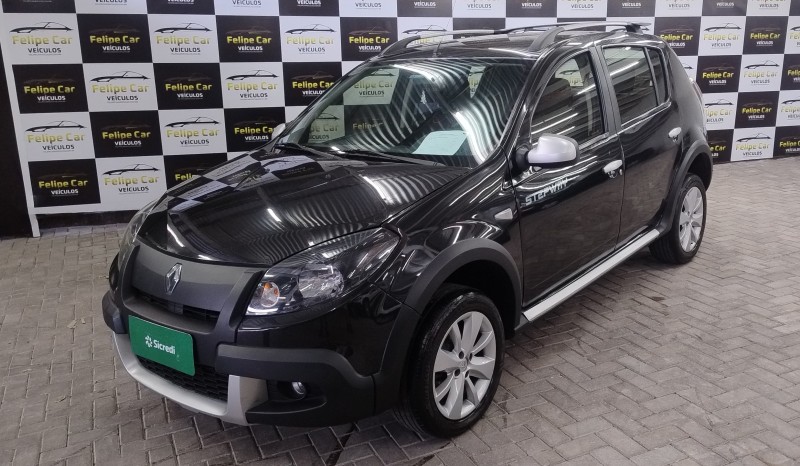 SANDERO 1.6 STEPWAY 8V FLEX 4P MANUAL - 2013 - CAXIAS DO SUL
