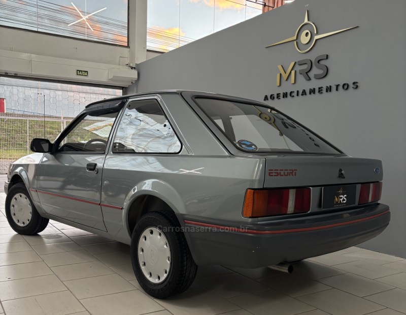 ESCORT 1.0 HOBBY 8V GASOLINA 2P MANUAL - 1994 - CAXIAS DO SUL