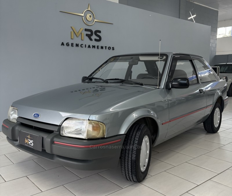 ESCORT 1.0 HOBBY 8V GASOLINA 2P MANUAL - 1994 - CAXIAS DO SUL