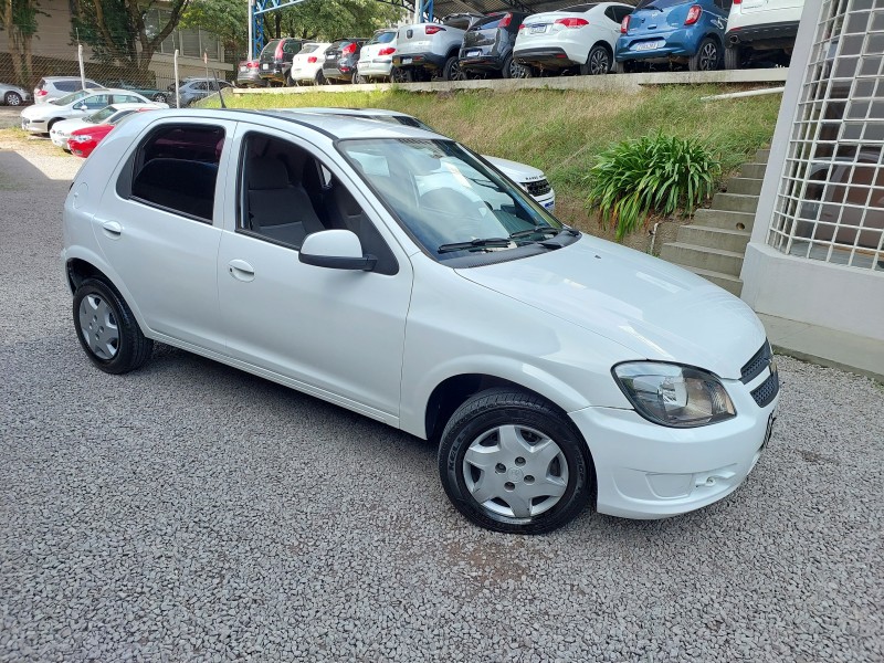 CELTA 1.0 MPFI LT 8V FLEX 4P MANUAL - 2012 - BENTO GONçALVES