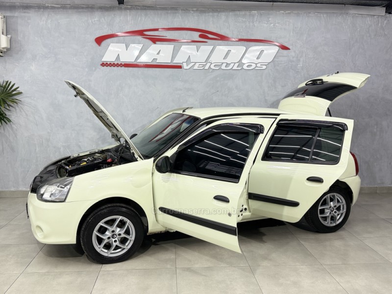 CLIO 1.0 EXPRESSION 16V FLEX 4P MANUAL - 2014 - SAPIRANGA