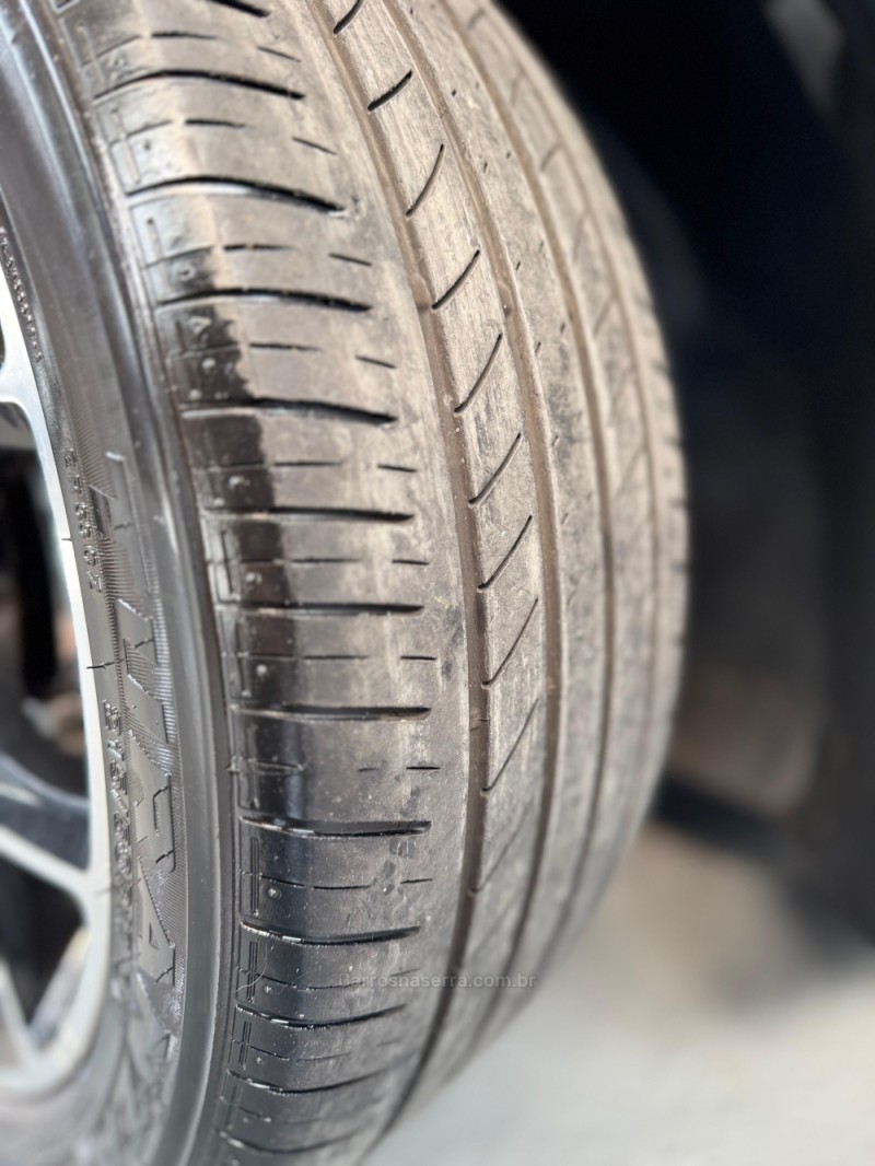 FOCUS 2.0 TITANIUM PLUS HATCH 16V FLEX 4P AUTO - 2015 - CAXIAS DO SUL