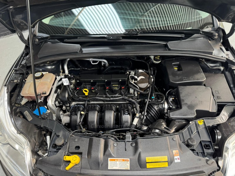 FOCUS 2.0 TITANIUM PLUS HATCH 16V FLEX 4P AUTO - 2015 - CAXIAS DO SUL