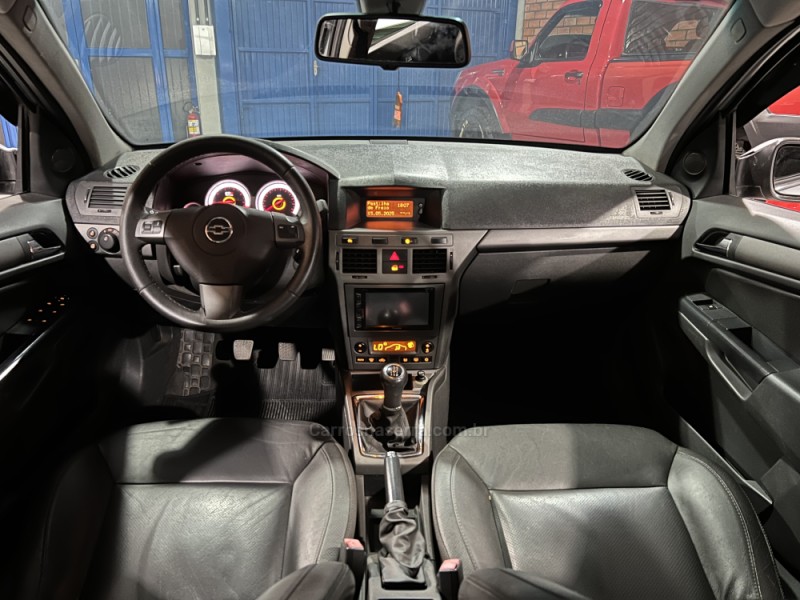 VECTRA 2.0 MPFI GT-X HATCH 8V FLEX 4P MANUAL - 2011 - BENTO GONçALVES