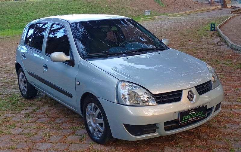 CLIO 1.0 AUTHENTIQUE 16V HI-FLEX 4P MANUAL - 2008 - CAXIAS DO SUL