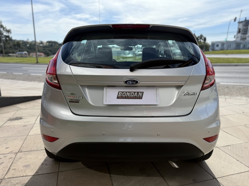 FIESTA 1.6 SE HATCH 16V FLEX 4P AUTOMÁTICO - 2015 - FARROUPILHA