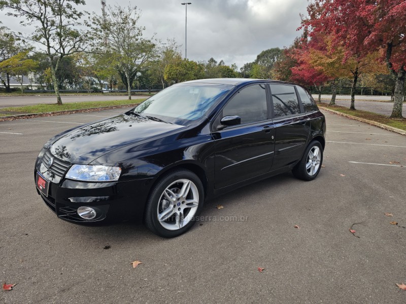 STILO 1.8 MPI 8V GASOLINA 4P MANUAL - 2004 - BENTO GONçALVES