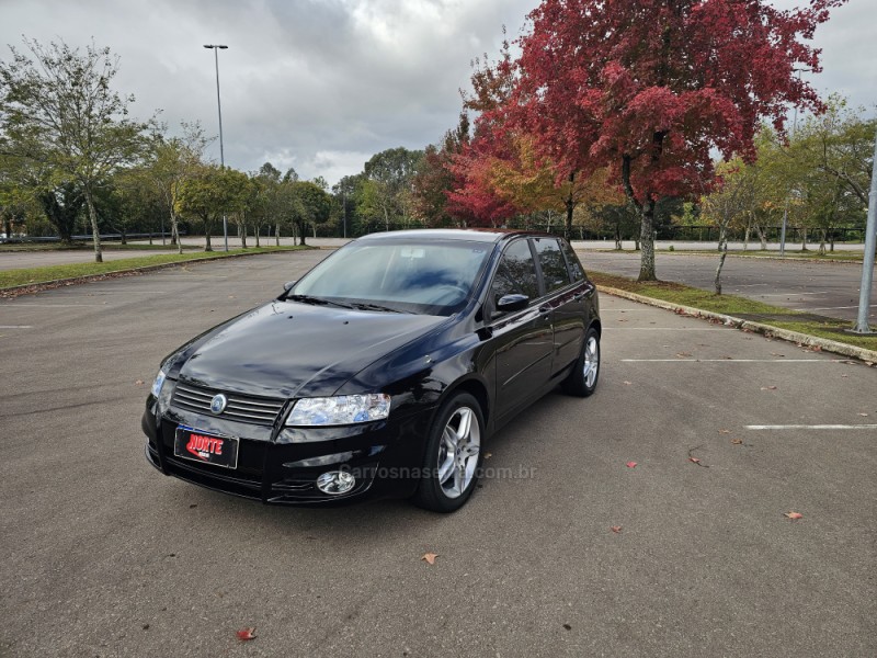 stilo 1.8 mpi 8v gasolina 4p manual 2004 bento goncalves