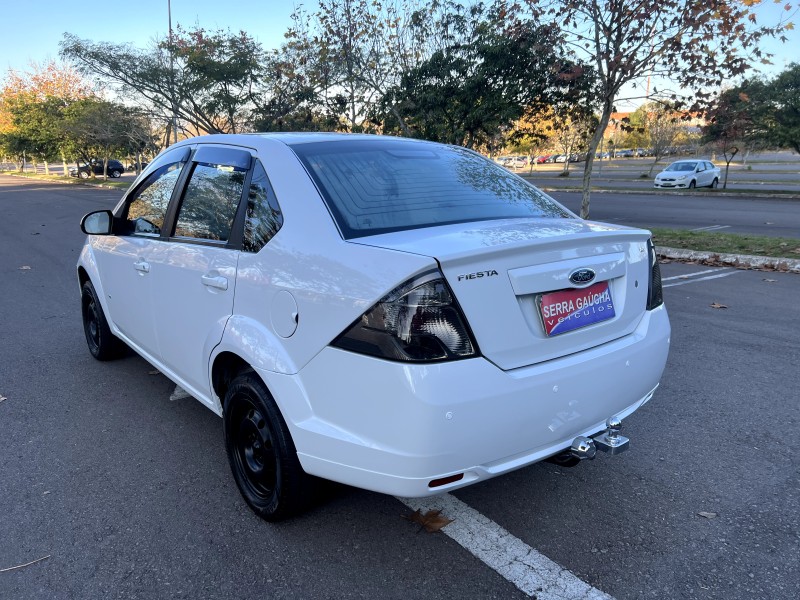FIESTA 1.6 SE SEDAN 16V FLEX 4P MANUAL - 2014 - BENTO GONçALVES