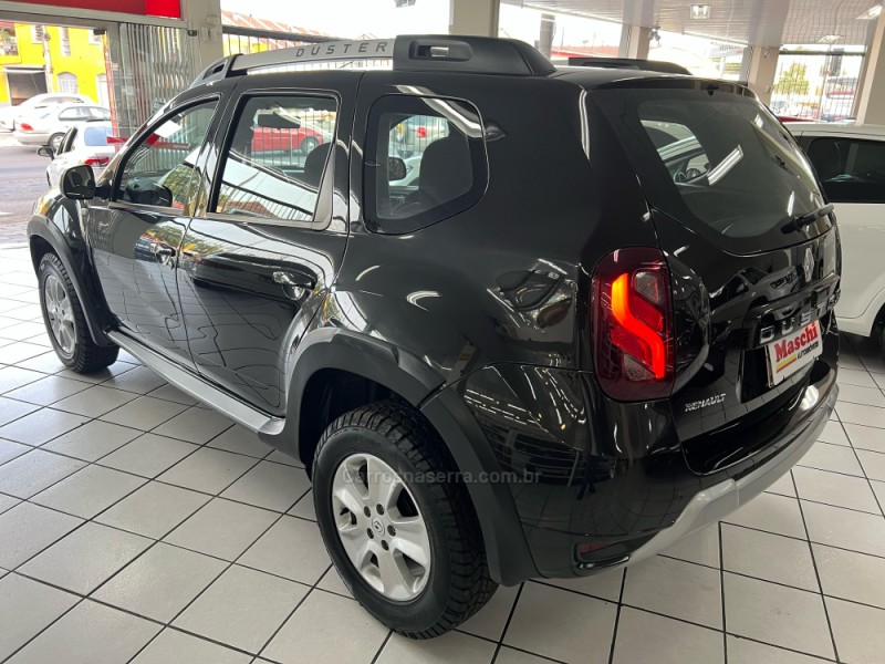 DUSTER 2.0 DYNAMIQUE 4X2 16V FLEX 4P AUTOMÁTICO - 2017 - CAXIAS DO SUL