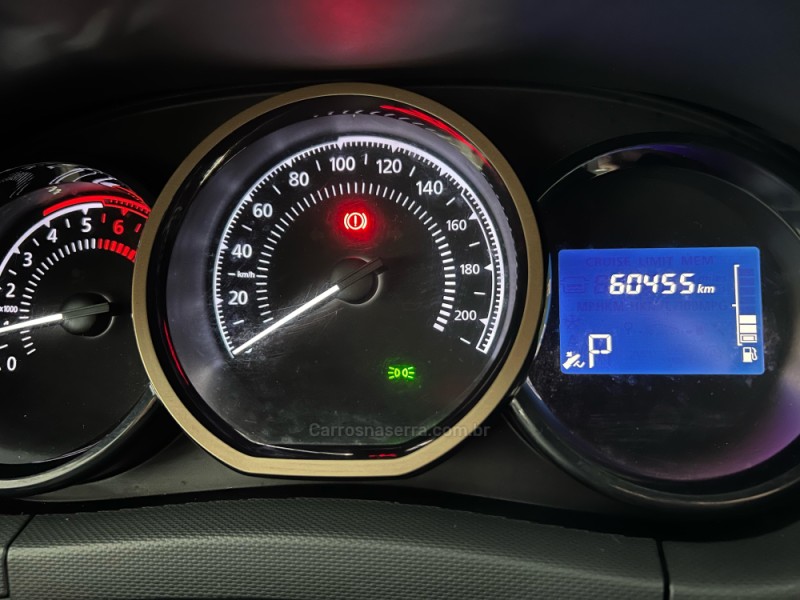 DUSTER 2.0 DYNAMIQUE 4X2 16V FLEX 4P AUTOMÁTICO - 2017 - CAXIAS DO SUL