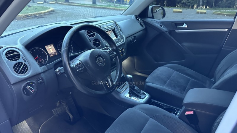 TIGUAN 2.0 TSI 16V TURBO GASOLINA 4P TIPTRONIC - 2012 - CAXIAS DO SUL