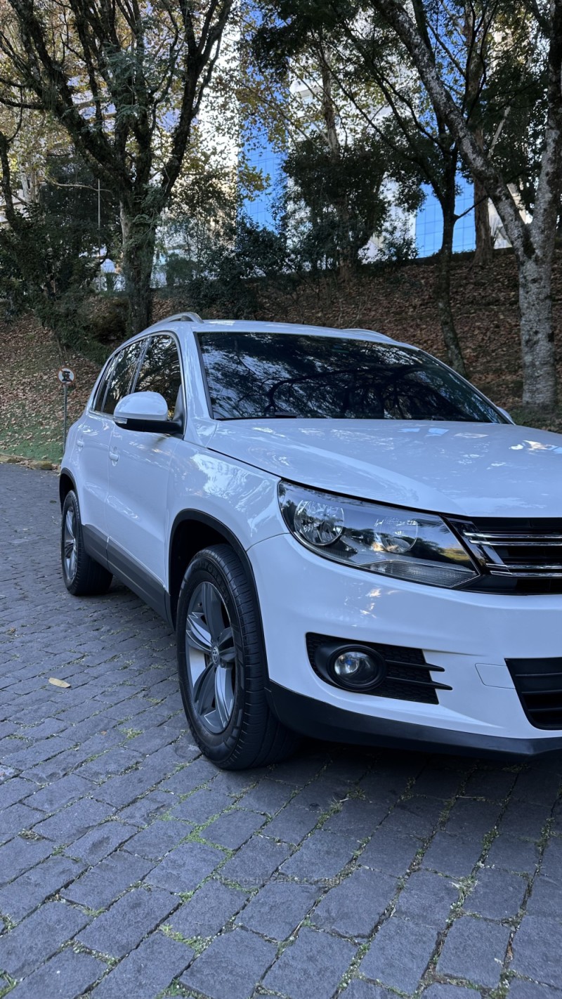 TIGUAN 2.0 TSI 16V TURBO GASOLINA 4P TIPTRONIC - 2012 - CAXIAS DO SUL