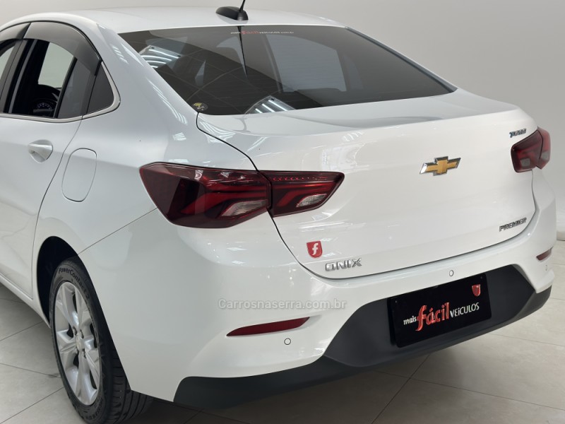 ONIX 1.0	PREMIER PLUS 12V TURBO FLEX 4P AUTOMÁTICO - 2020 - SANTA CRUZ DO SUL