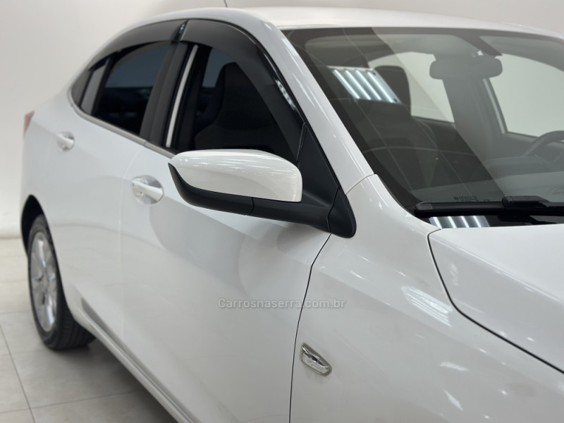 ONIX 1.0	PREMIER PLUS 12V TURBO FLEX 4P AUTOMÁTICO - 2020 - SANTA CRUZ DO SUL