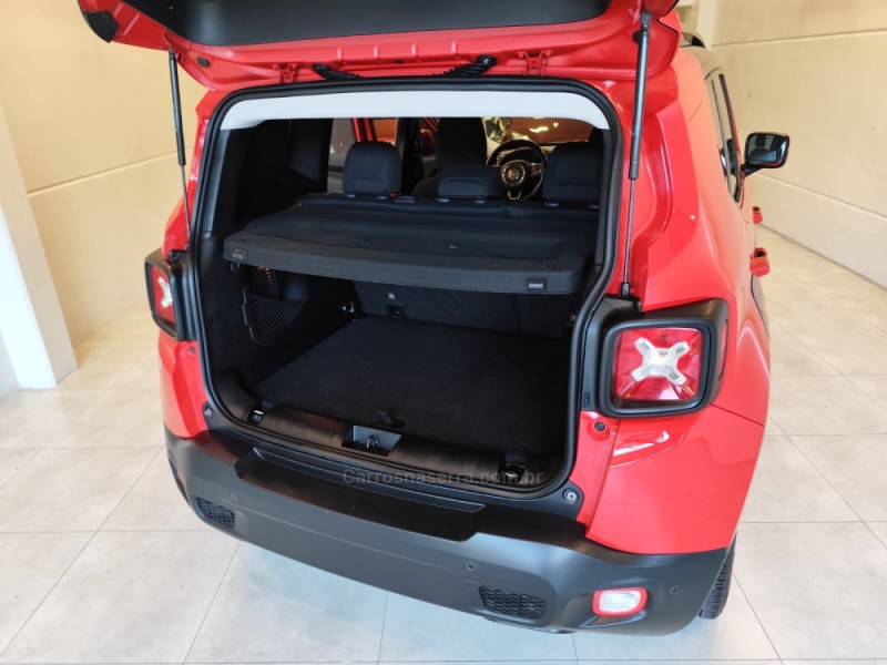 RENEGADE 1.8 16V FLEX LONGITUDE 4P AUTOMÁTICO - 2016 - BENTO GONçALVES