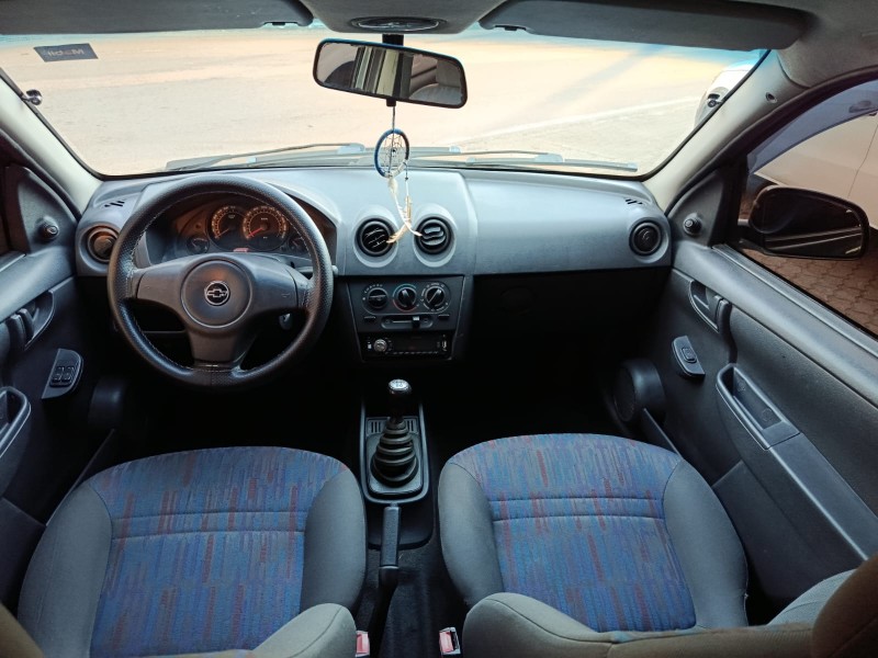 CELTA 1.0 MPFI VHCE SPIRIT 8V FLEX 2P MANUAL - 2008 - PORTãO