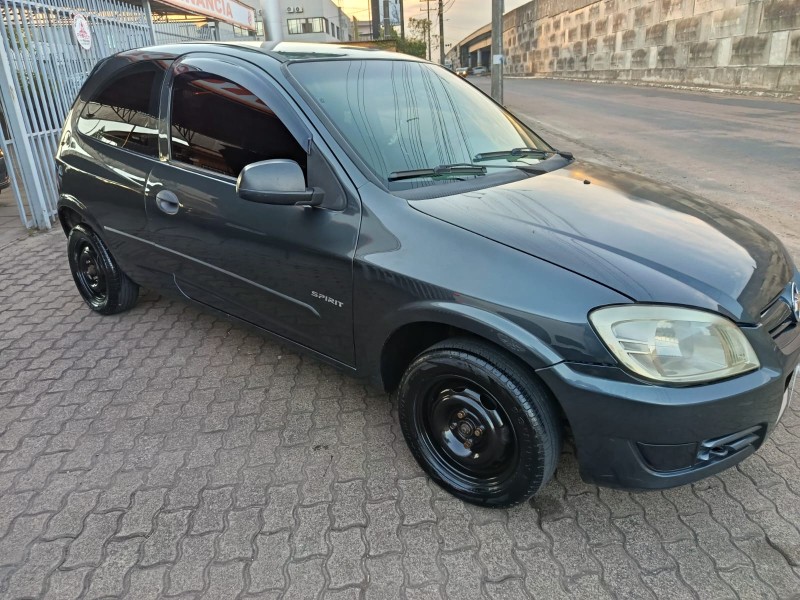 CELTA 1.0 MPFI VHCE SPIRIT 8V FLEX 2P MANUAL - 2008 - PORTãO