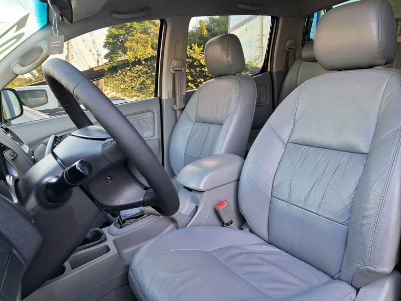 HILUX 3.0 SRV 4X4 CD 16V TURBO INTERCOOLER DIESEL 4P AUTOMÁTICO - 2007 - SãO SEBASTIãO DO CAí