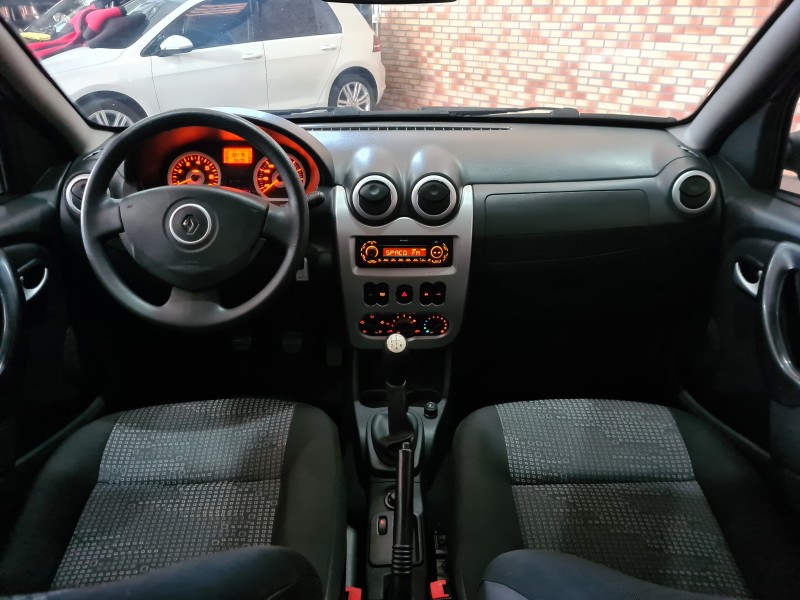 SANDERO 1.6 STEPWAY 16V FLEX 4P MANUAL - 2009 - FARROUPILHA