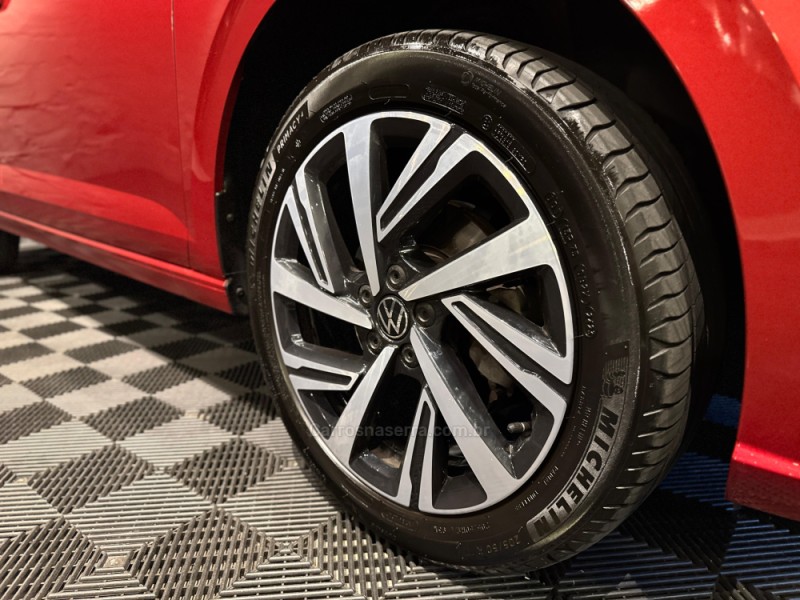 POLO 1.0 170 TSI 12V HIGHLINE FLEX 4P AUTOMÁTICO - 2024 - FARROUPILHA