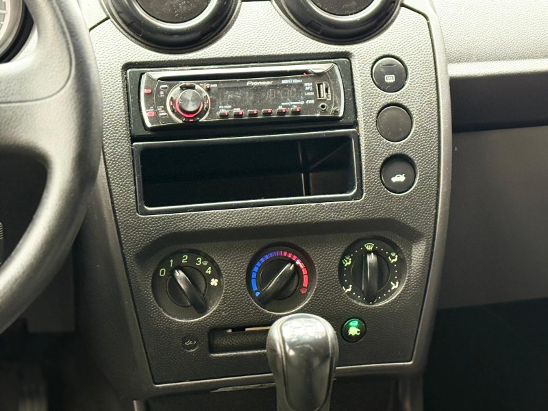 FIESTA 1.0 MPI CLASS HATCH 8V FLEX 4P MANUAL - 2014 - LAGOA VERMELHA