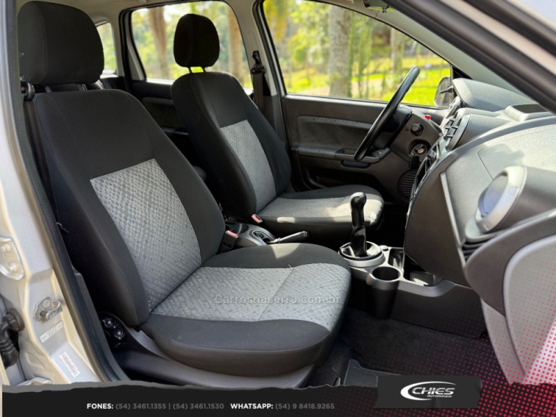 FIESTA 1.6 MPI CLASS HATCH 8V FLEX 4P MANUAL - 2013 - CARLOS BARBOSA