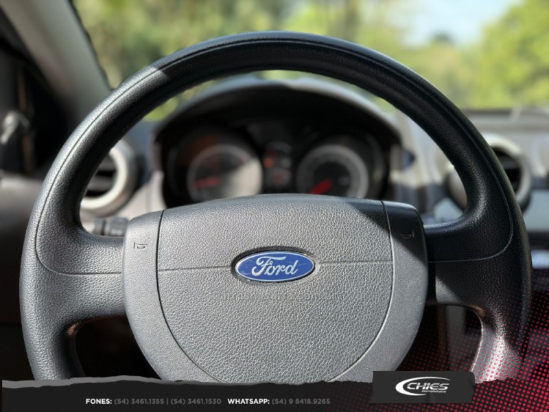 FIESTA 1.6 MPI CLASS HATCH 8V FLEX 4P MANUAL - 2013 - CARLOS BARBOSA
