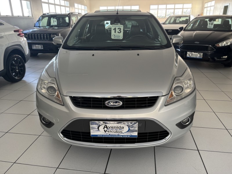 FOCUS 2.0 TITANIUM HATCH 16V FLEX 4P AUTOMÁTICO - 2013 - BENTO GONçALVES