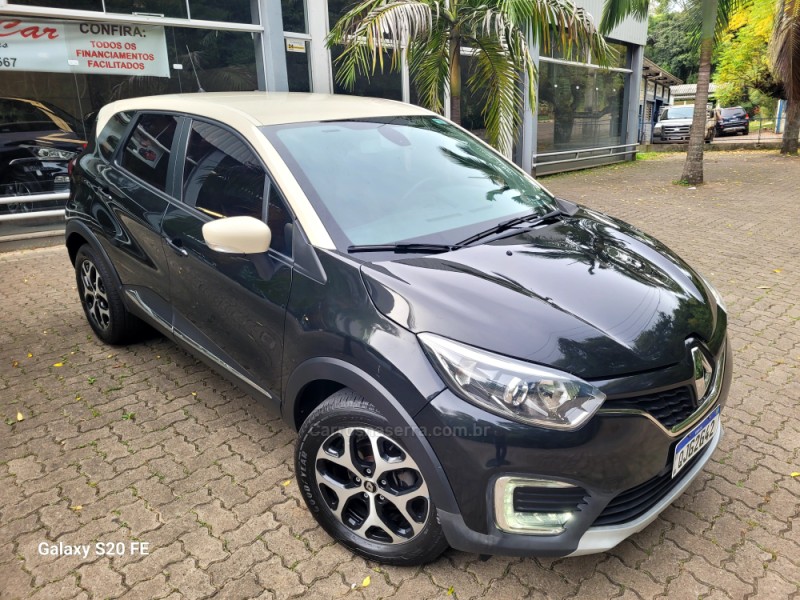 CAPTUR 1.6 16V FLEX INTENSE AUTOMÁTICO - 2018 - NOVA PRATA