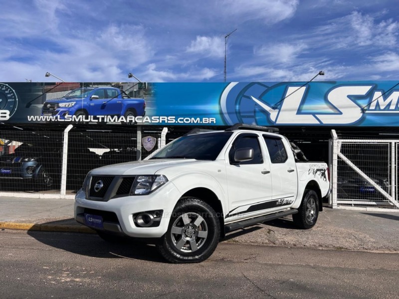 FRONTIER 2.5 SV ATTACK 4X4 CD TURBO ELETRONIC DIESEL 4P AUTOMÁTICO