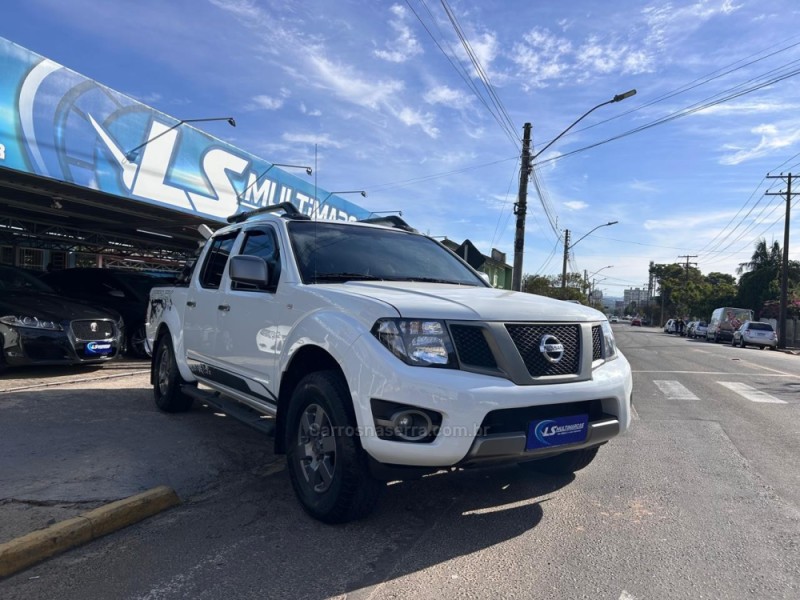 FRONTIER 2.5 SV ATTACK 4X4 CD TURBO ELETRONIC DIESEL 4P AUTOMÁTICO - 2017 - VENâNCIO AIRES