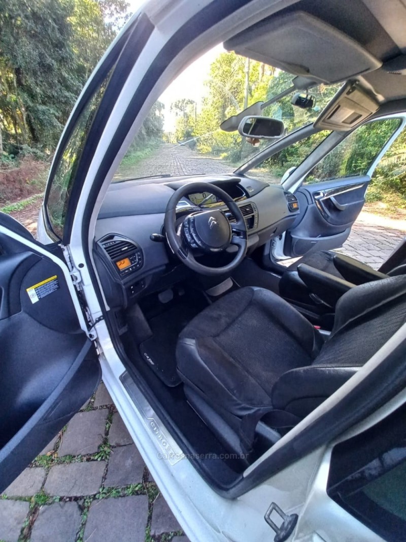 GRAND C4 2.0 I PICASSO EXCLUSIVE 16V GASOLINA 4P AUTOMÁTICO - 2013 - NOVA PRATA