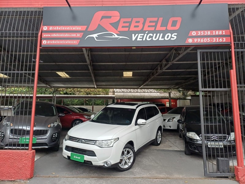 OUTLANDER 2.0 16V GASOLINA 4P AUTOMÁTICO - 2015 - CAXIAS DO SUL