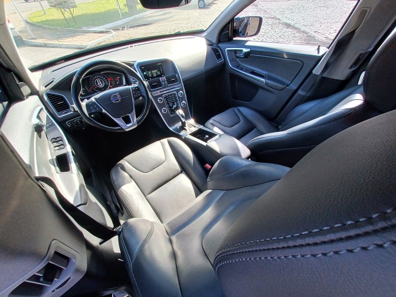 XC60 2.0 T5 KINETIC GASOLINA 4P AUTOMÁTICO - 2016 - FLORES DA CUNHA