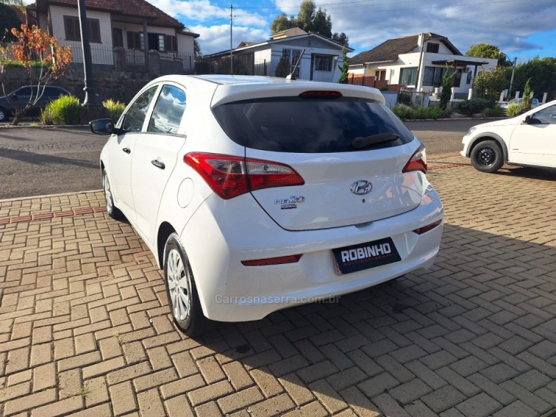 HB20 1.0 COMFORT STYLE 12V FLEX 4P MANUAL - 2016 - CAMBARá DO SUL