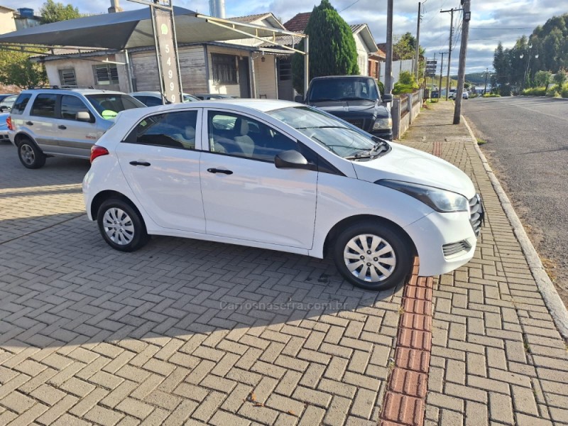 HB20 1.0 COMFORT STYLE 12V FLEX 4P MANUAL - 2016 - CAMBARá DO SUL