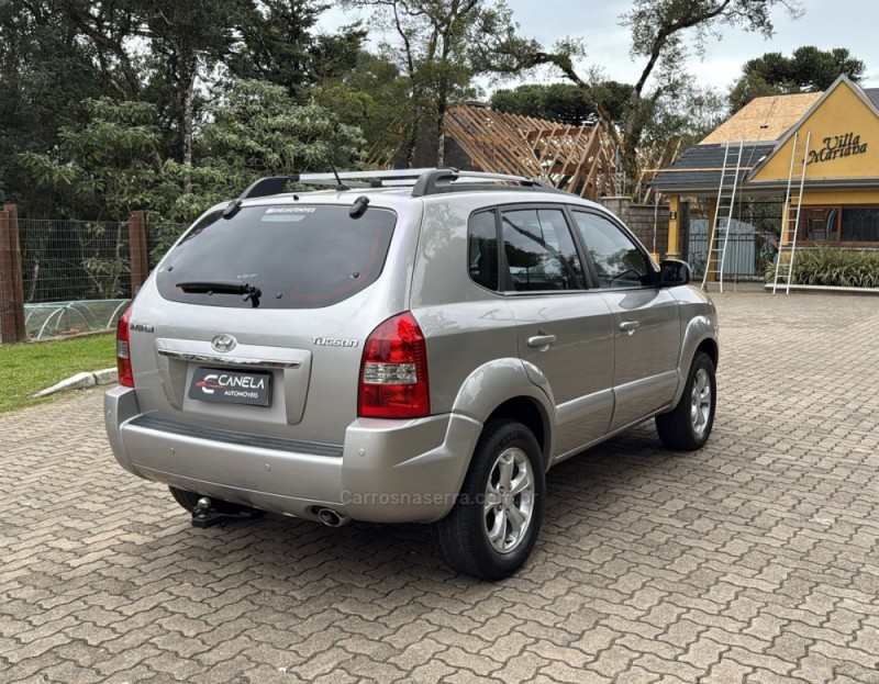 TUCSON 2.0 MPFI GL 16V 142CV 2WD GASOLINA 4P AUTOMÁTICO - 2010 - CANELA