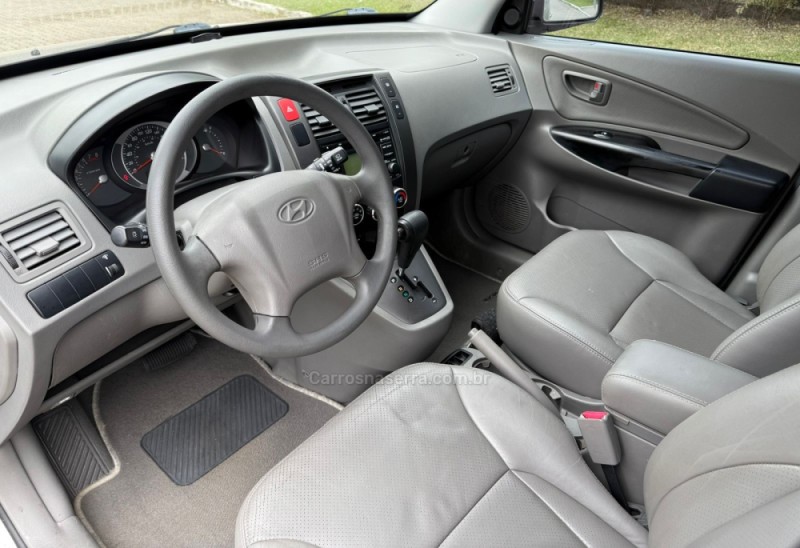 TUCSON 2.0 MPFI GL 16V 142CV 2WD GASOLINA 4P AUTOMÁTICO - 2010 - CANELA