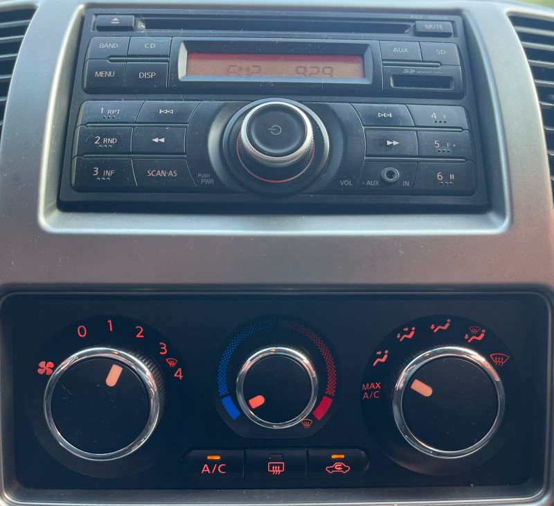 FRONTIER 2.5 SV ATTACK 4X4 CD TURBO ELETRONIC DIESEL 4P AUTOMÁTICO - 2015 - PORTãO