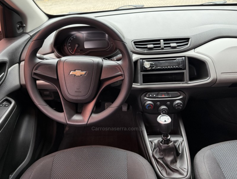 PRISMA 1.0 MPFI JOY 8V FLEX 4P MANUAL - 2018 - CANELA