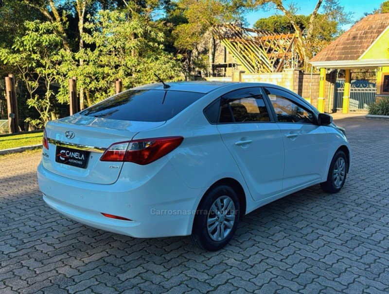 HB20S 1.0 COMFORT 12V FLEX 4P MANUAL - 2015 - CANELA