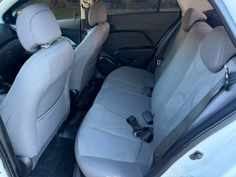 HB20S 1.0 COMFORT 12V FLEX 4P MANUAL - 2015 - CANELA