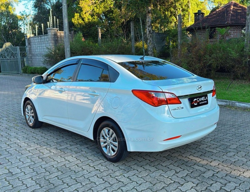 HB20S 1.0 COMFORT 12V FLEX 4P MANUAL - 2015 - CANELA