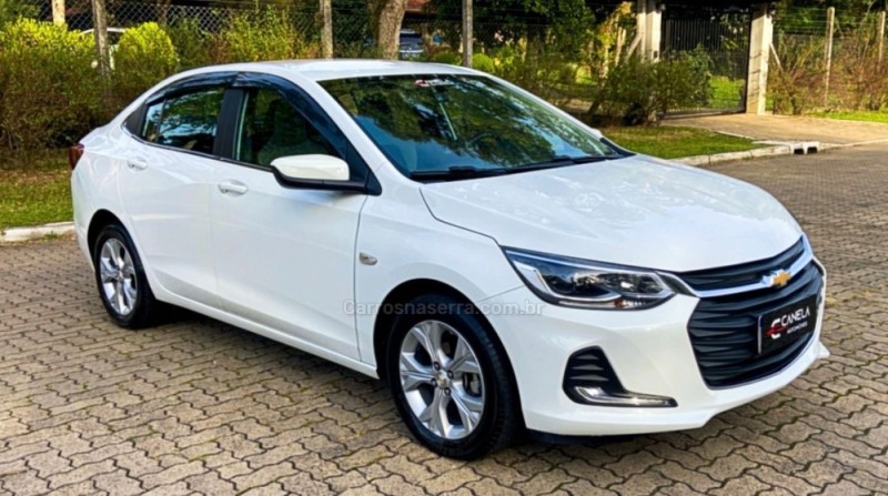 ONIX 1.0	PREMIER PLUS 12V TURBO FLEX 4P AUTOMÁTICO - 2021 - CANELA