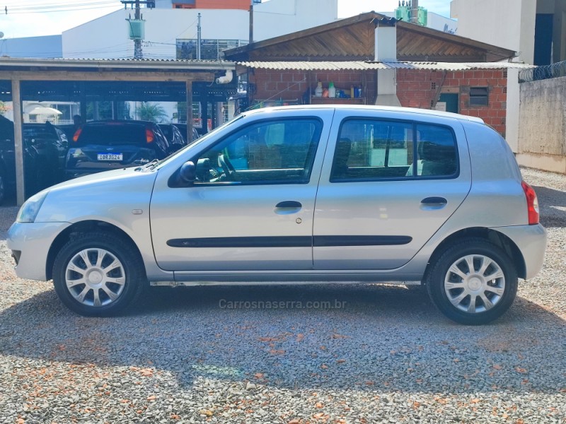 CLIO 1.0 EXPRESSION 16V FLEX 4P MANUAL - 2007 - FARROUPILHA