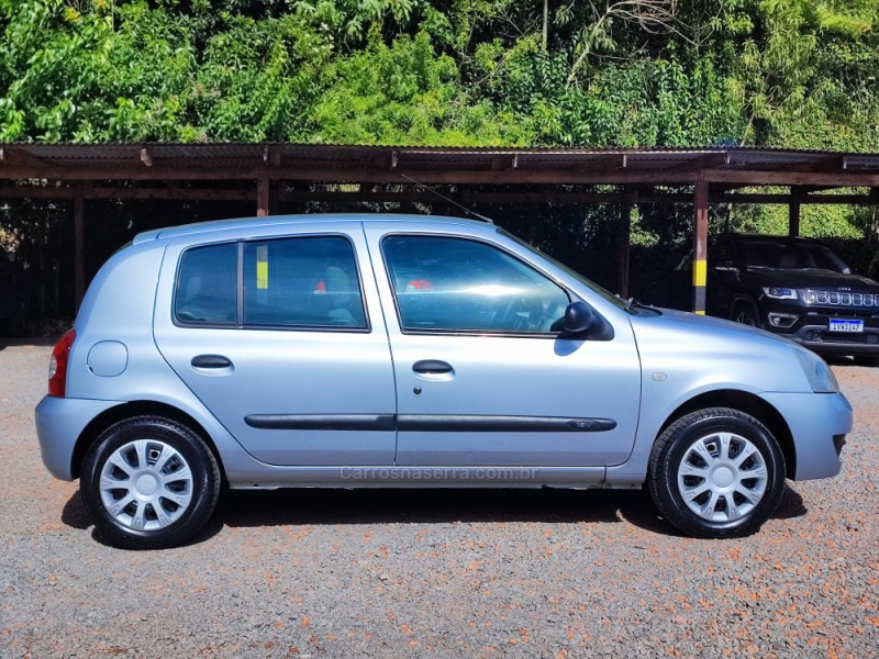 CLIO 1.0 EXPRESSION 16V FLEX 4P MANUAL - 2007 - FARROUPILHA