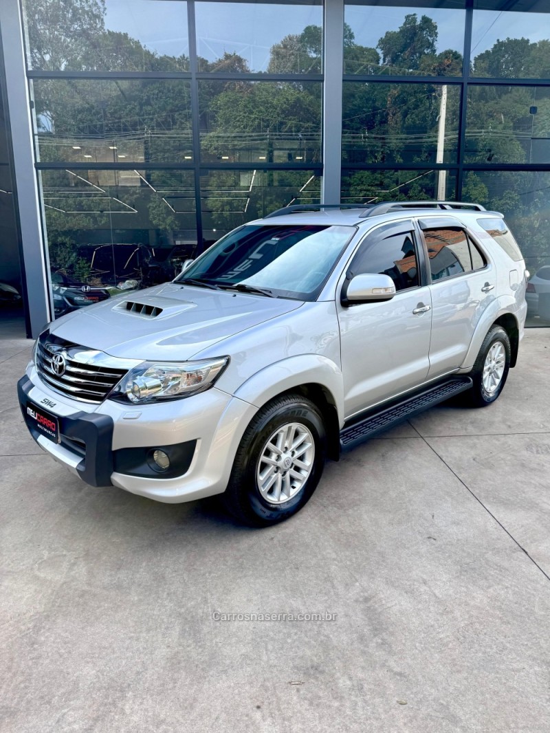 HILUX SW4 3.0 SRV 4X4 16V TURBO INTERCOOLER DIESEL 4P AUTOMÁTICO - 2012 - LAJEADO