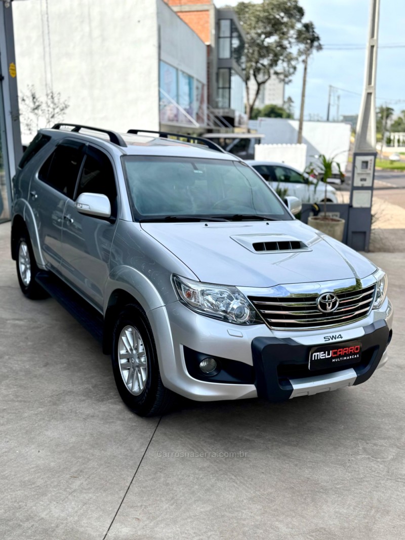 HILUX SW4 3.0 SRV 4X4 16V TURBO INTERCOOLER DIESEL 4P AUTOMÁTICO - 2012 - LAJEADO