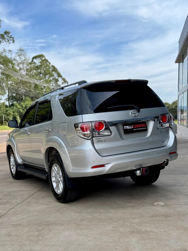 HILUX SW4 3.0 SRV 4X4 16V TURBO INTERCOOLER DIESEL 4P AUTOMÁTICO - 2012 - LAJEADO